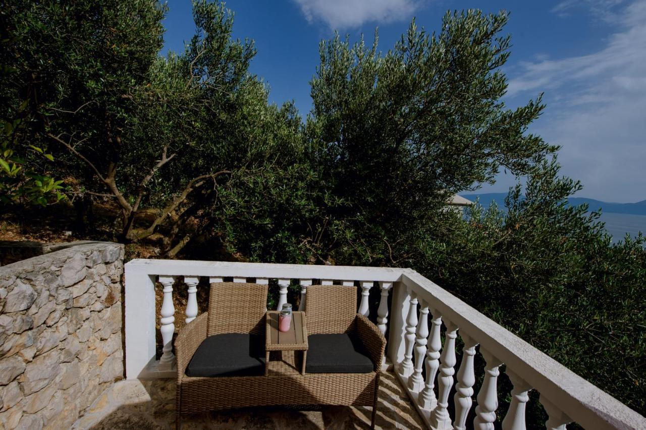 Pension Maric Rooms Брист Экстерьер фото